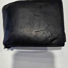 Portfel Garcia Moreno, zgłoszono przez Gemeente Waalwijk przy użyciu iLost