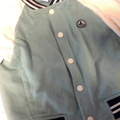 Jacka Blauw wit, rapporterat av Artis med iLost