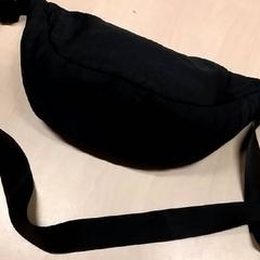 Bolsa de cintura heutas, segundo informou RET usando iLost