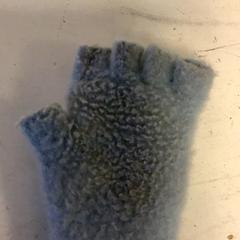 Glove, as reported by Artis using iLost