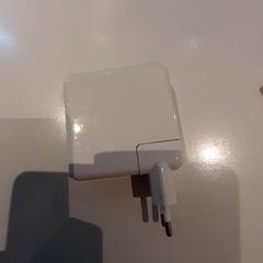 Adaptér, jak nahlášeno Campus Den Haag pomocí iLost