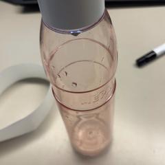 İLost kullanarak Burgers' Zoo tarafından bildirildiği gibi Içki şişesi