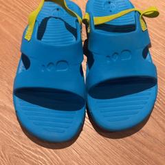 샌들, iLost를 사용하여 Van der Valk Hotel Eindhoven - Best에 보고됨