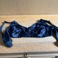 BH, amint azt Van der Valk Hotel Kasteel TerWorm az iLost segítségével jelentette.