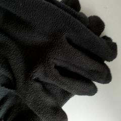 Klær - handschoenen zwart, som rapportert av Regio Antwerpen - Brussel ved bruk av iLost