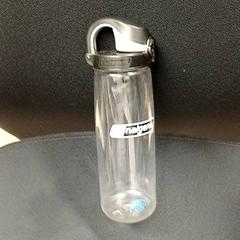 Water bottle, as reported by Qbuzz GD Groningen Peizerweg using iLost