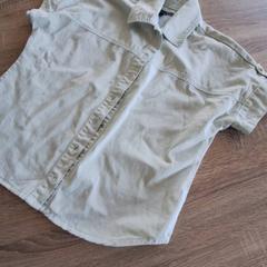 Blusa licht groen, ha sido reportado por RRReis IJssel-Vecht Lelystad con iLost
