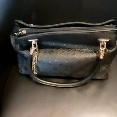 Kabelka Zwart, ako bolo nahlásené RRReis IJssel-Vecht pomocou iLost