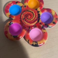 Jostailua Kleurtjes, gisa salatu by Jaarbeurs iLost erabiliz