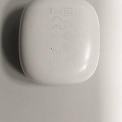 Funda per a auriculars bluetooth, segons ha informat Regio West-Vlaanderen mitjançant iLost