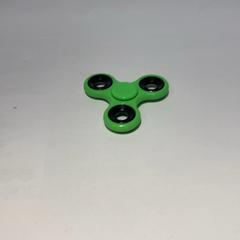 ハンドスピナー, come riportato da IKEA横浜 utilizzando iLost