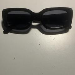 İLost kullanarak Pathé Rembrandt Utrecht tarafından bildirildiği gibi Güneş gözlüğü Zwart