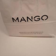 Papír táska Branco, amint azt IKEA Loulé az iLost segítségével jelentette.