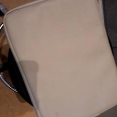 Bag Beige, as reported by LUMC using iLost