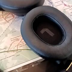 Hörlurar, rapporterat av RRReis IJssel-Vecht med iLost