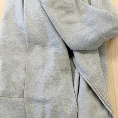 Kleding - vest, zoals gemeld door Regio Antwerpen - Brussel met iLost