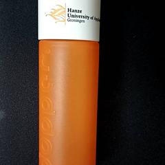 Vizesüveg Oranje, amint azt Qbuzz GD Groningen Peizerweg az iLost segítségével jelentette.