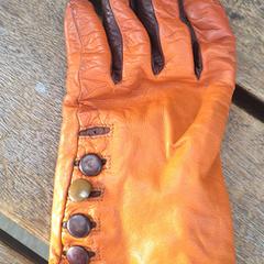 Oranje handschoen, iLost'a bildirildiği gibi