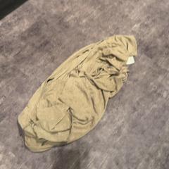 셔츠 shurt, iLost를 사용하여 Van der Valk Hotel Haarlem에 보고됨