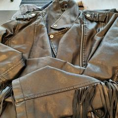 Jas, amint azt Arriva Infoshop Enschede az iLost segítségével jelentette.