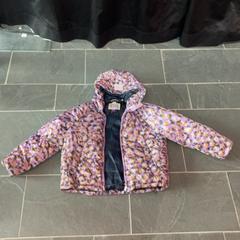 Bunda Flower Pattern Purple, jak nahlášeno Pathé Nijmegen pomocí iLost