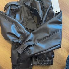 Casaco, como reportado por GVB utilizando o iLost