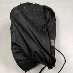 가방 Turnkledij, iLost를 사용하여 Regio Limburg - Leuven에 보고됨