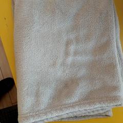 Pléd enfant, amint azt IKEA Nantes az iLost segítségével jelentette.