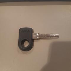 Sleutel fiets sleutel, a été signalé par TU/e - Receptie Neuron utilisant iLost