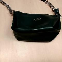 가방 & 어깨에 매는 가방, iLost를 사용하여 RET에 보고됨