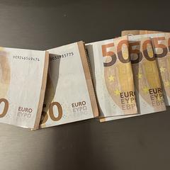 250 euro papiergeld, como reportado ao iLost