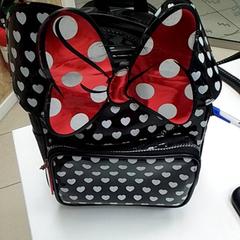 Sac à dos, a été signalé par ilévia utilisant iLost