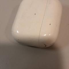 Airpodscase، كما تم الإبلاغ عنه بواسطة Qbuzz DMG عبر iLost