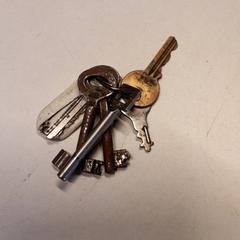 Keychain, as reported by Qbuzz ZHN using iLost