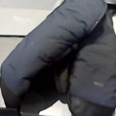 Handschoenen wedze, zoals gemeld door SnowWorld Landgraaf met iLost