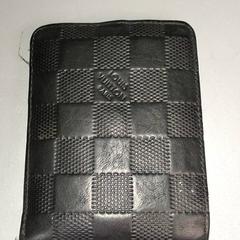 Plånbok - Claus, rapporterat av Centraal magazijn med iLost