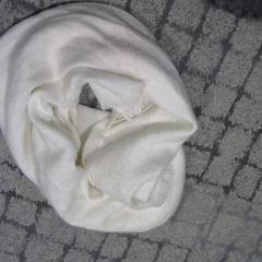 Sciarpa ECHARPE, come riportato da Relais Azalys utilizzando iLost