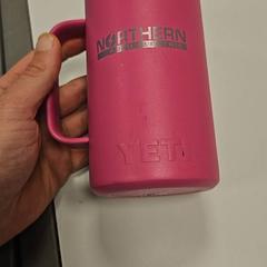 Copa thermos YETI, segons ha informat Vrije Universiteit Amsterdam mitjançant iLost