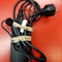 Laptop charger, zoals gemeld door UvA REC met iLost