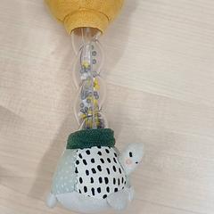 Hochet bébé, como reportado por IKEA Toulon utilizando o iLost
