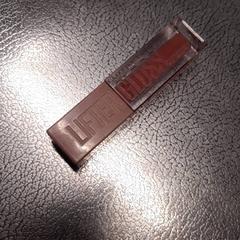 Brillo de labios Liftergloss, ha sido reportado por IKEA Slependen con iLost