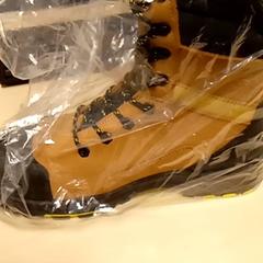 Shoe 1, as reported by Mövenpick Hotel Amsterdam City Centre using iLost