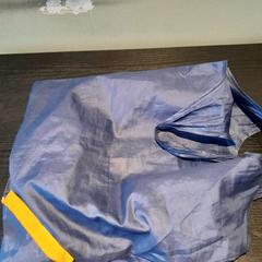 Tas bleu marine, zoals gemeld door TCL met iLost
