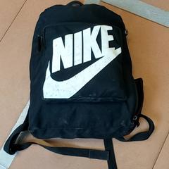 Ryggsekk, som rapportert av Regio Antwerpen - Brussel ved bruk av iLost