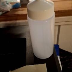 Liten flaske, som rapportert av IKEA Villiers-sur-Marne ved bruk av iLost