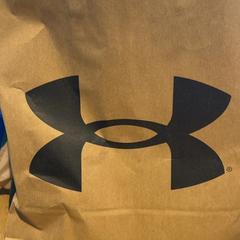 Purchase under armour garcia, only, gisa salatu by Designer Outlet Roermond iLost erabiliz