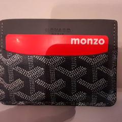 المحافظ، كما تم الإبلاغ عنه بواسطة Van der Valk Hotel Schiphol عبر iLost