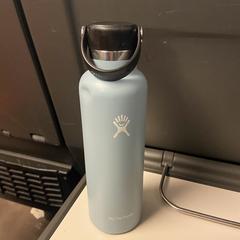 Groen blauw hydro flask waterfles hydroflask, iLost'a bildirildiği gibi