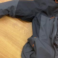 Bunda, jak nahlášeno GVB pomocí iLost