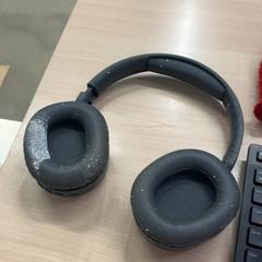 Auscultadores, como reportado por IKEA Utrecht utilizando o iLost